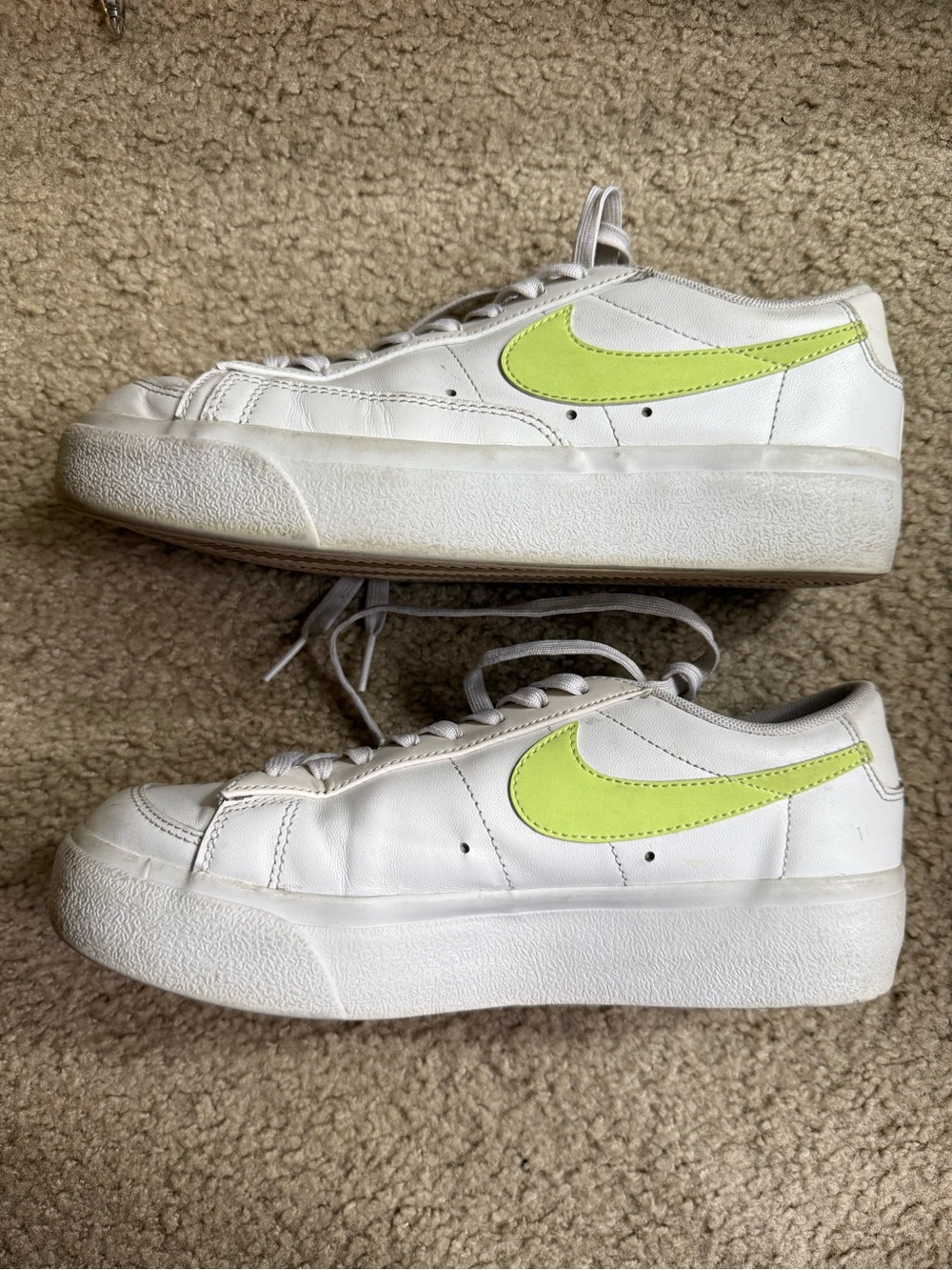Nike Platform Blazers Sneakers Sz 8 White Green Swoosh Streetwear Blazer